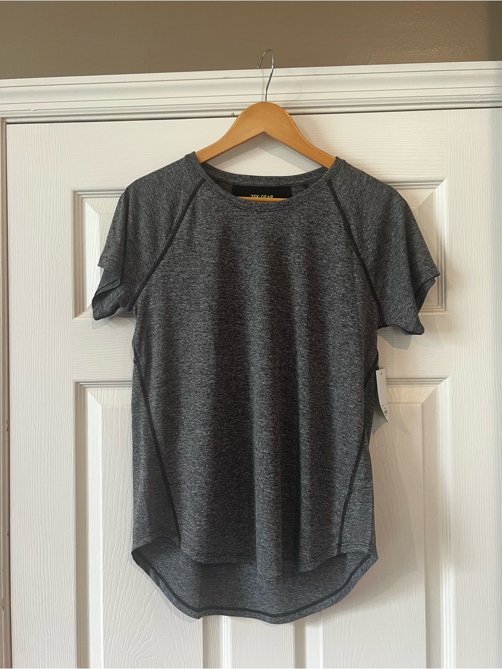 Women’s Tek  Dark Gray Short Sleeve Active Tee